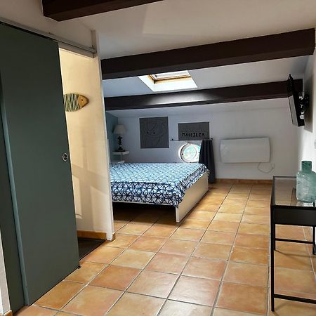 Plan De Cuques T2 Hotel Exterior photo