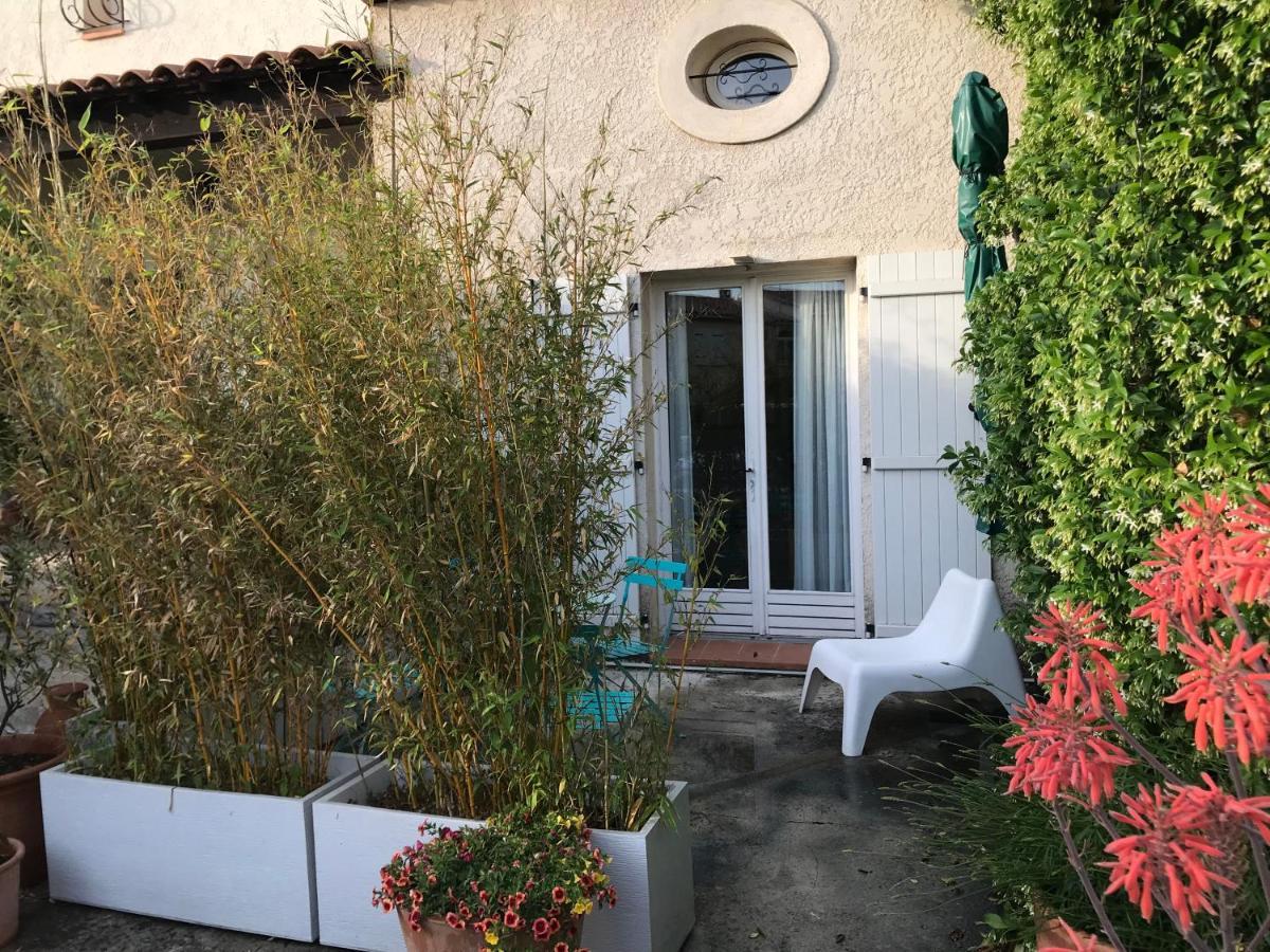 Plan De Cuques T2 Hotel Exterior photo