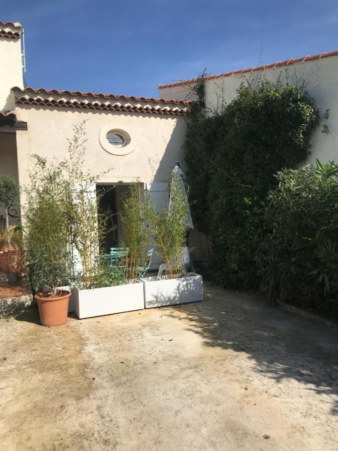 Plan De Cuques T2 Hotel Exterior photo